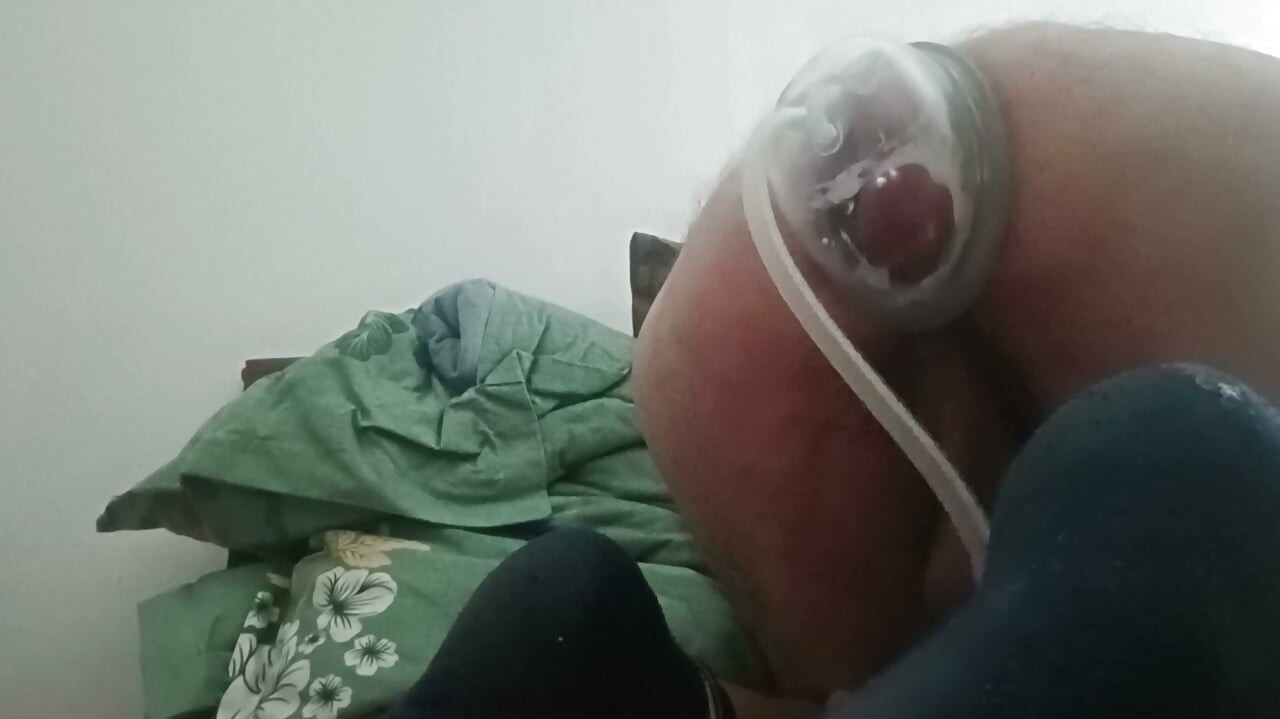 Ich pumpe meine Arschfotze