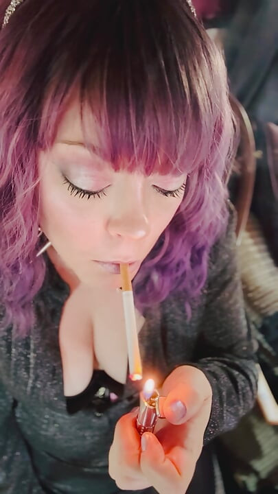 All Dangles From You Smoking Queen, Tina Snua! Close Up With Lots Of Smoke!