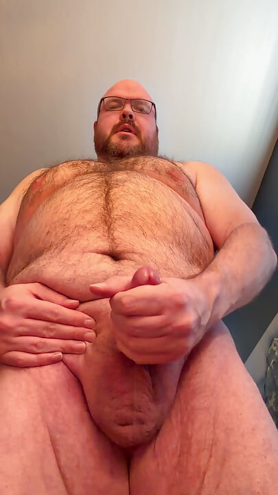 Sexy Bear Jerking Off