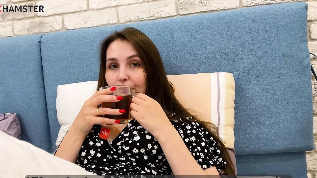 "Mother's Day" for a Young Stepmother ended with Stepson's sperm on her pussy