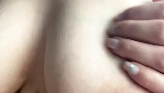 Dia sedang dalam mood