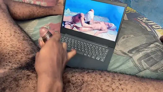 Bagian 2 dari menonton videoku sendiri