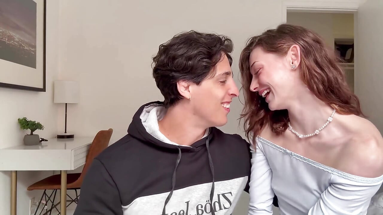 usne mujhe grin kaard ka vaada kiya agar main use achchha chodta hoon