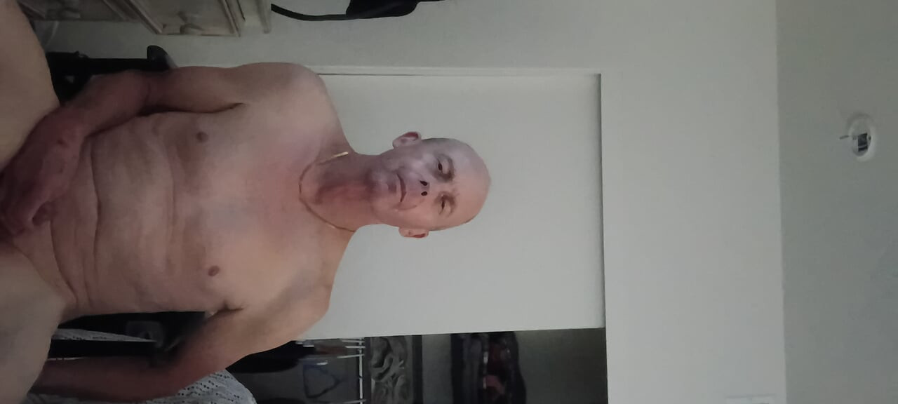 Tiny Dick Gay Man Jerking Off Taking About How A 22 Year Old Used his Hole