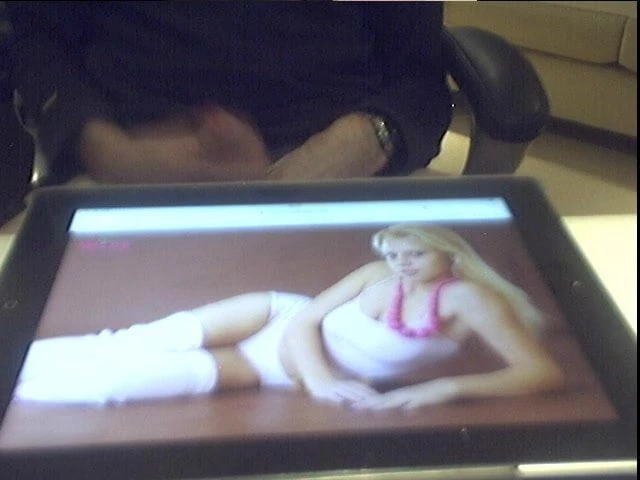 Tribute 9