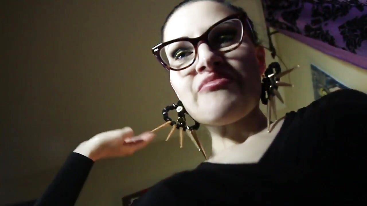 Cikgu menghukum awak