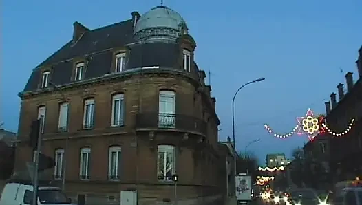 Geile schlampe taucht in das tiefe ende ein