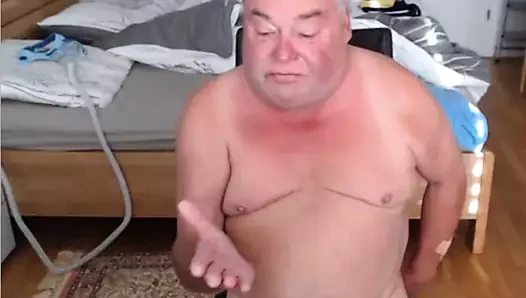 Dede kameraya boşalıyor