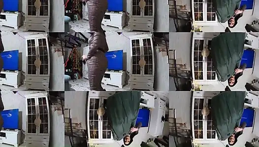 Fetish downjackets, fur coats dan baju seksi 7