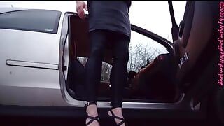 Hot Heels im auto anziehen, ep. (2)