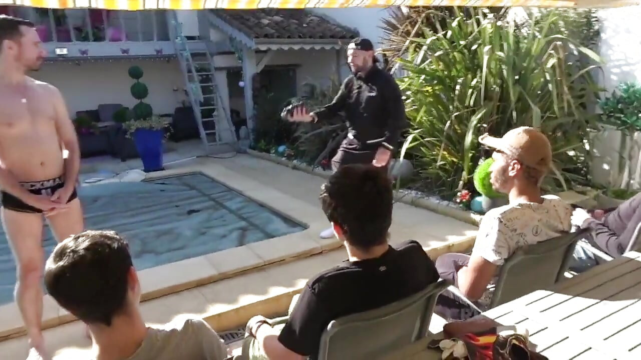 La caméra porno Jimy se fait baiser brutalement par Fred