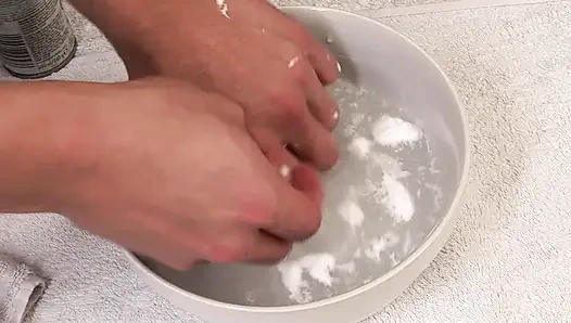 Blondes Schätzchen Bekommt Ihre Muschi Rasiert Für Wilden Fick