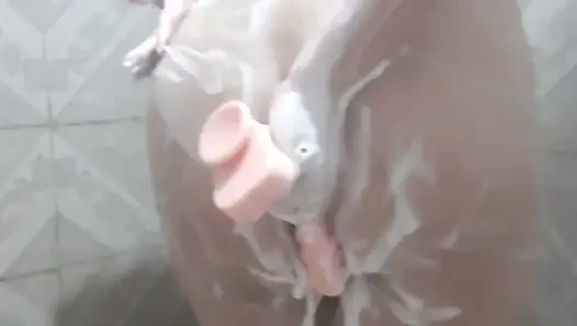 Milf olgun üvey anne, 7 yaşına kocaman bir penis koyacak birini arıyor
