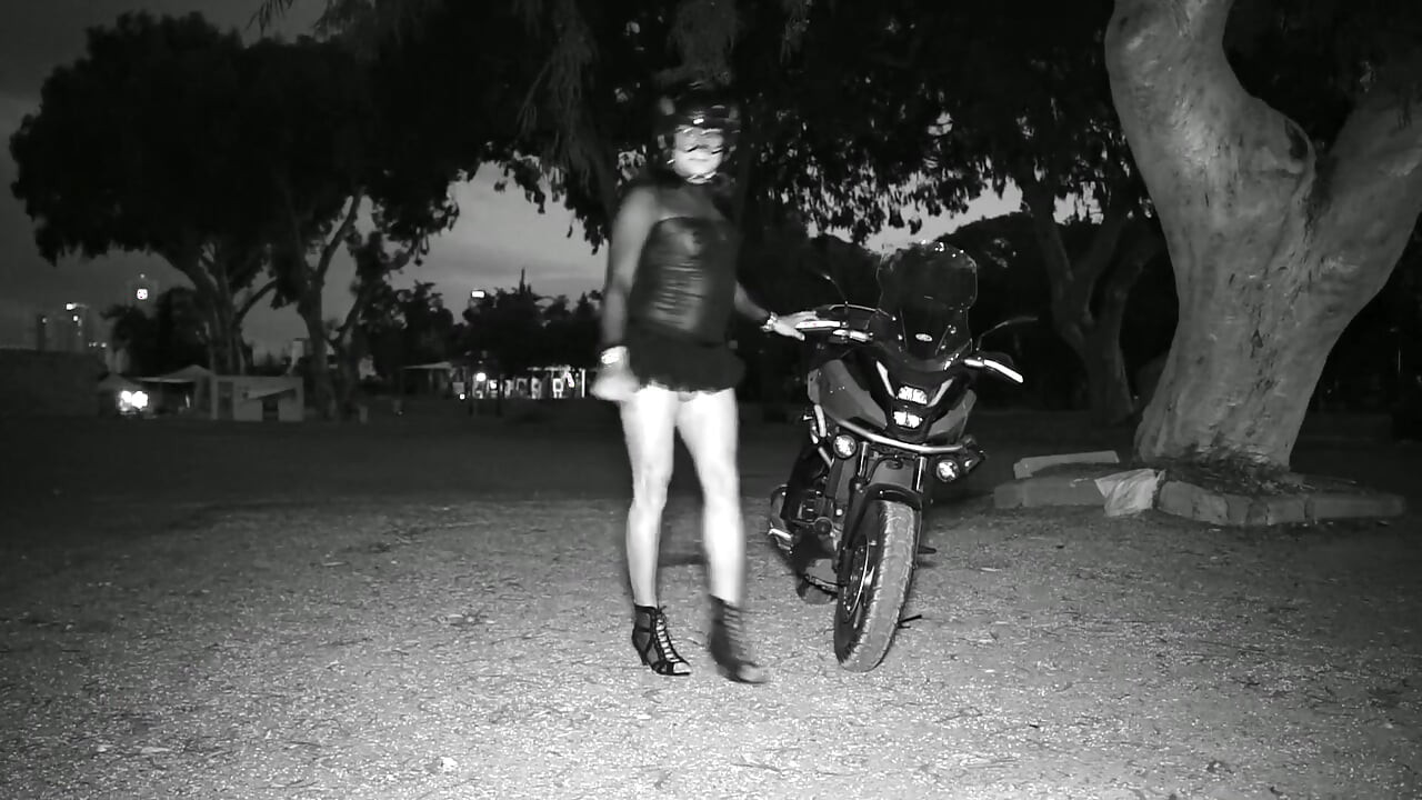 Crossdresser venku