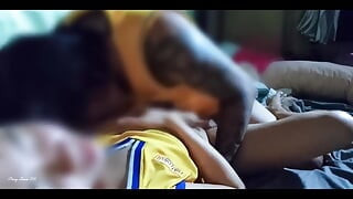 Rakan sepasukan dikongkek semasa Jowa memanggil, hampir ditangkap dan merintih dengan kuat