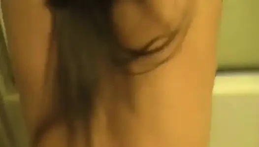 The porn nerd: jody: ngentot di kamar mandi