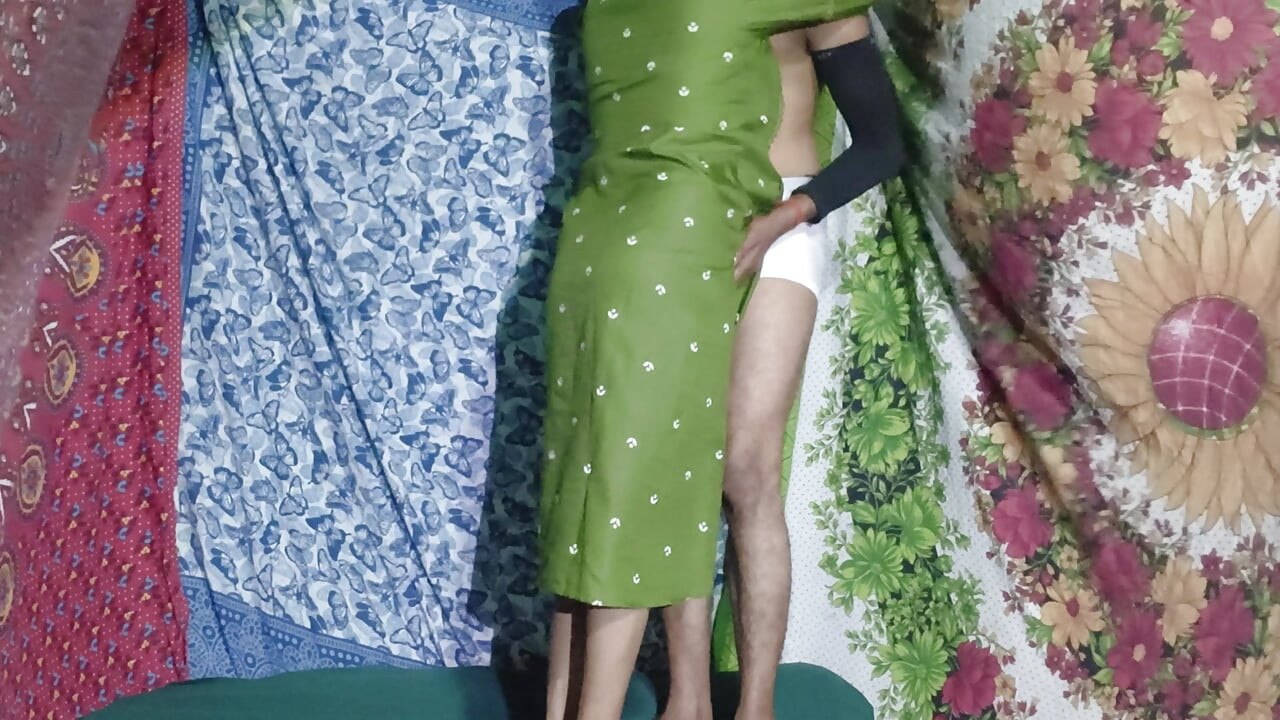 Rajathani Bhabhi se divertiu com o cunhado