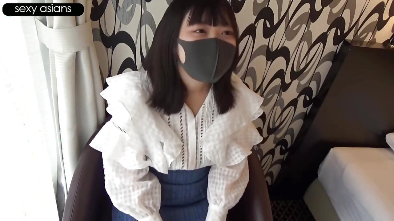 丰满的女孩需要保存. 一次意外的遭遇立即改变了每个人的心情.