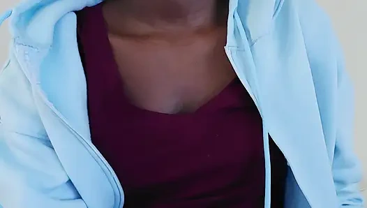 Крошечные сиськи тинки