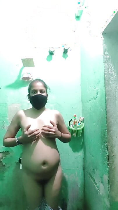 Desi girl solo fingering