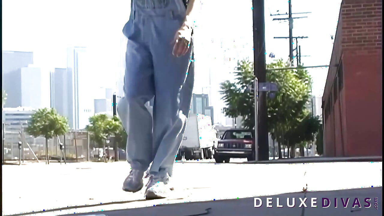 Deluxedivas - Sembang Langsung - Belladonna