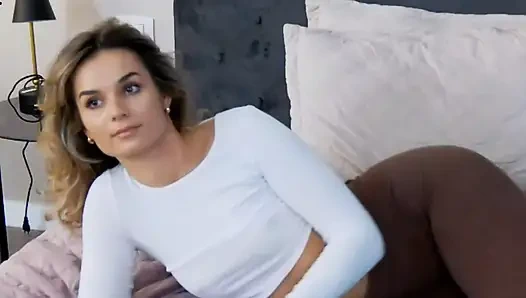 HelenWaldorf Brings Class Curves And Conversation