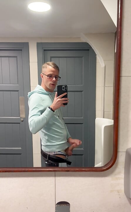 Pozdrav svima! Vratio sam se s odmora s puno sadržaja! Očekujte sjajna ažuriranja tijekom ovog tjedna