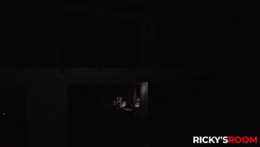 BIG TITS SHOWDOWN - Mona Azar VS Angel Youngs