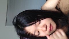 Schöne schmutzige Sex der schönen chinesischen Freundin, Blowjob, Körperlecken