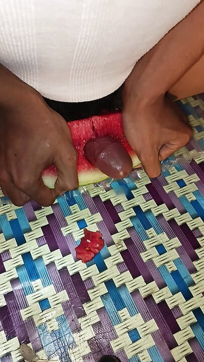 watermelon hole feels feels passionate
