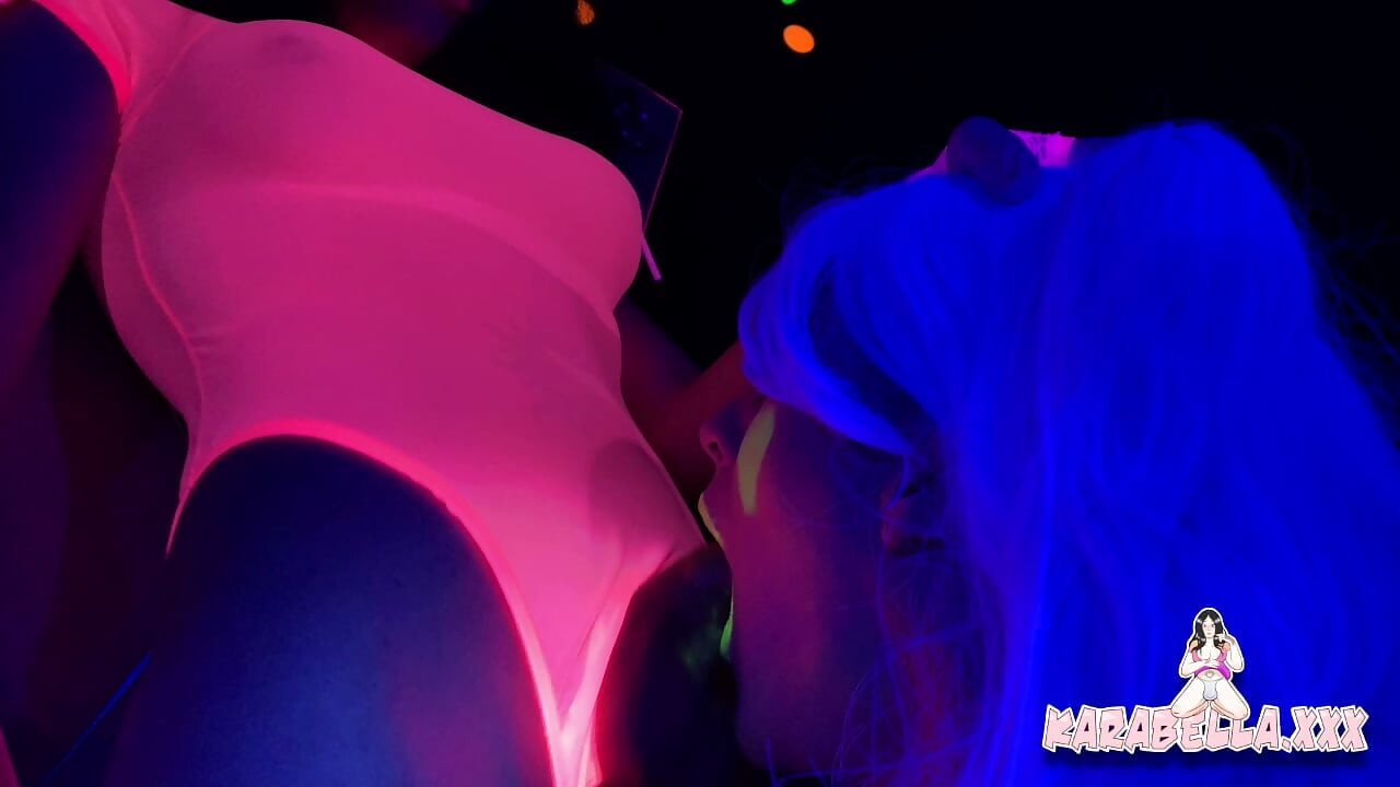 Neon Cream Dream