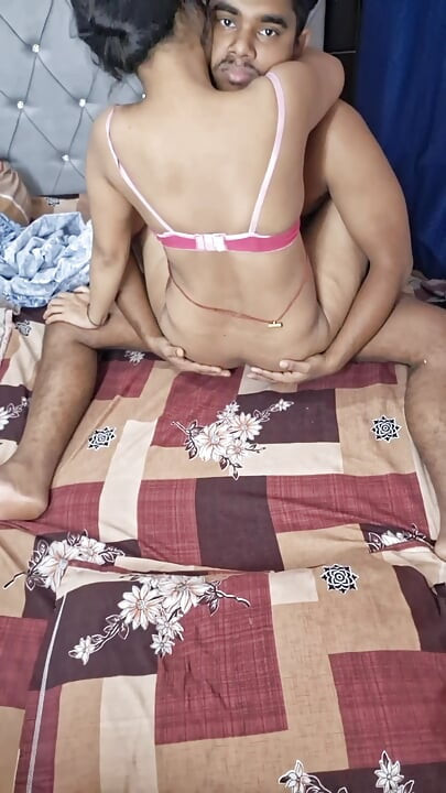 YOYO HOTEL Vargin, namorada da faculdade, sexo quente romântico