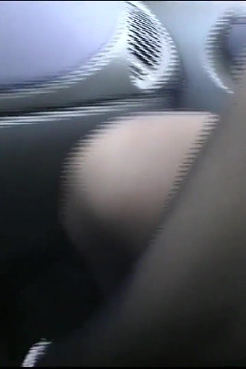 A la zoccola menyukainya dalam tiga