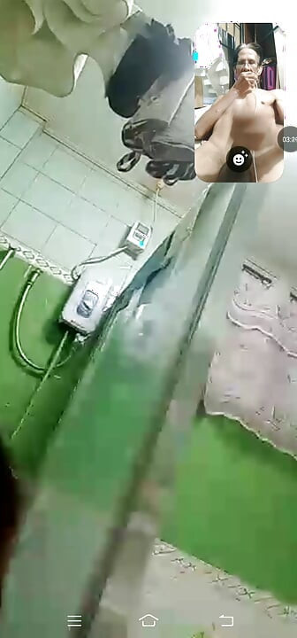 Videohívásos szex a feleségemmel