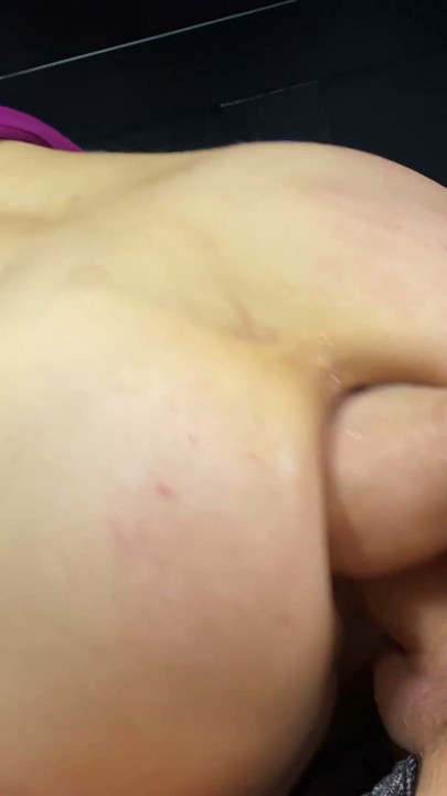now this girl’s pussy is stretched as roughly as possible by fucking on my fist | Clip 1