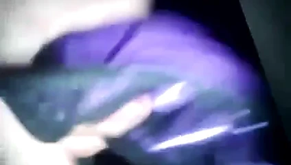 Kız arkadaşının eşyalarına cum # 1 mor ip