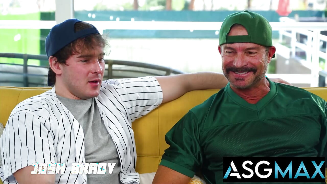 NEXT DOOR STUDIOS - "ฉันเย็ดลูกเลี้ยงชายของฉันไม่ได้" - Josh Brady, Greg Dixxon
