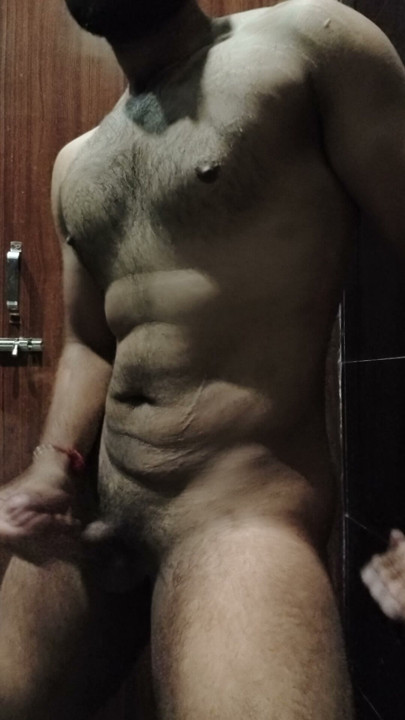 Horny hunk masterbating