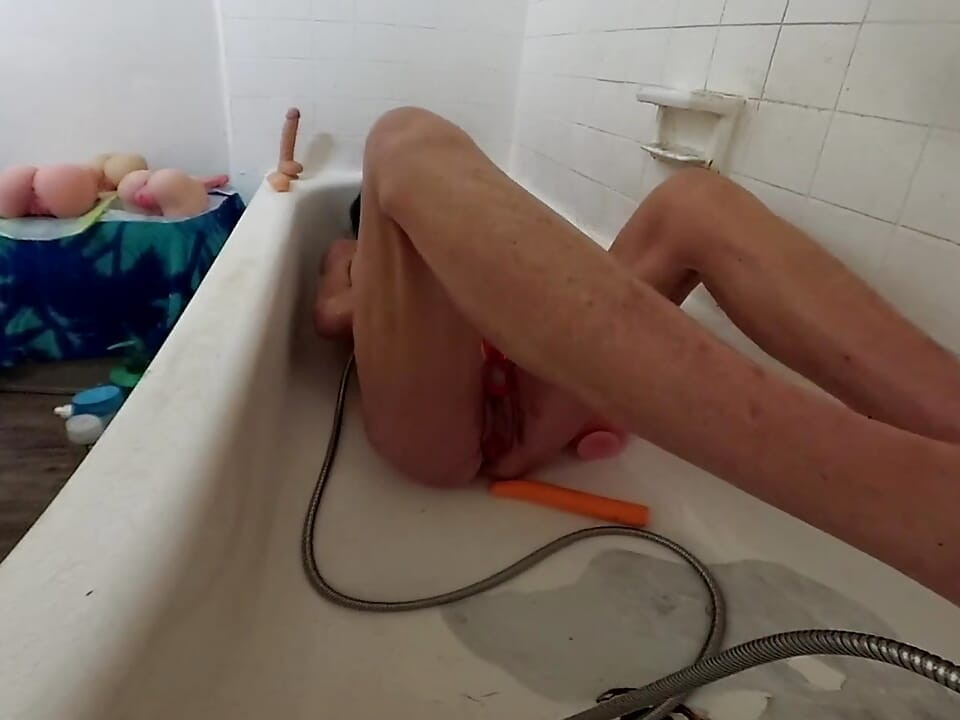 Liz Young a Day in the Life of, Bathing and Fucking Everything! Part 4, Fantasy, Pussy, Clit, Boobs, Anal
