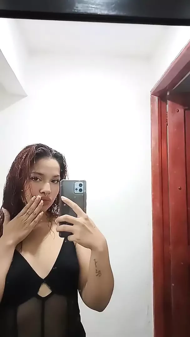 VioletaLarson video