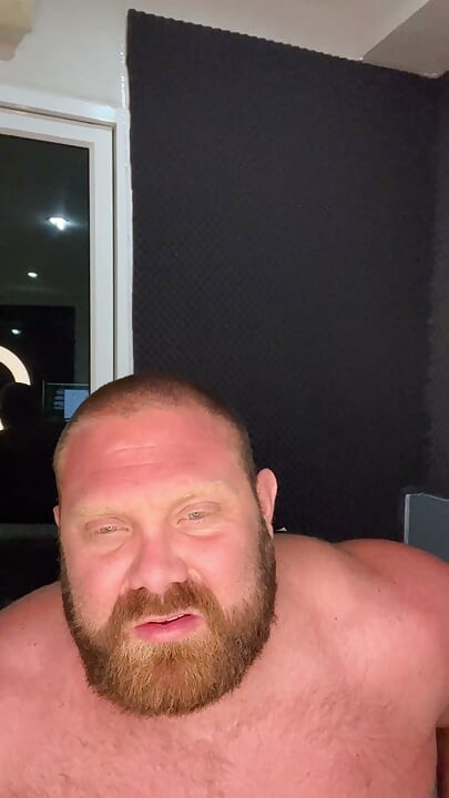 Muscle Ddy Catches You Perving