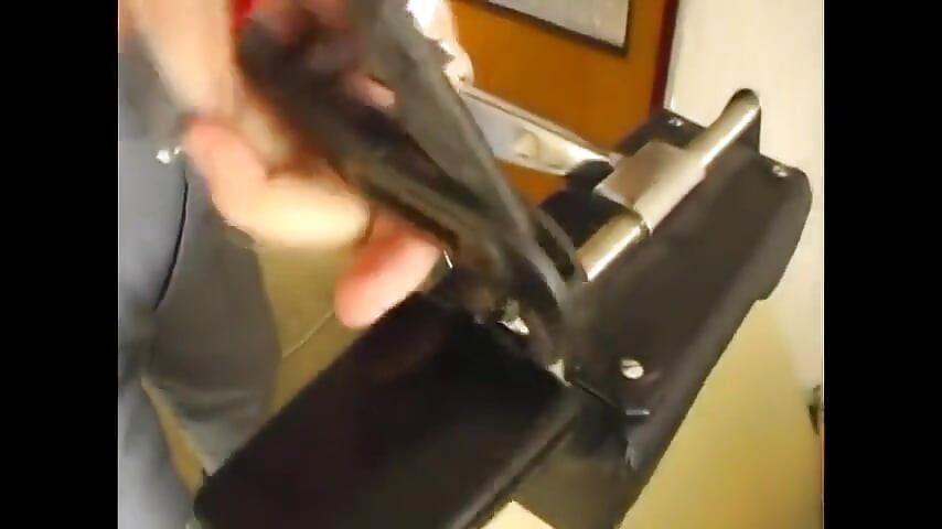 Manitas simula lesión para follar con enfermera