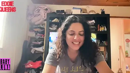 Puta Argentina Babyluna939 сосет мой хуй делает мне дрочку моими сиськами, пока у меня не кончится молоко и