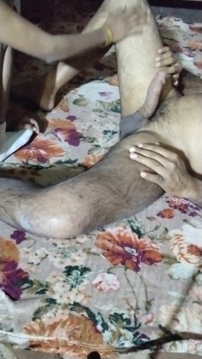 義理の妹サバ・ガーシュティが初めての体験を楽しむ | クリップ 1