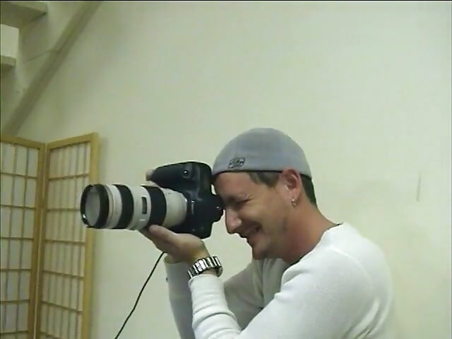 हॉट दृश्यों का मजा लें कट बीटीएस