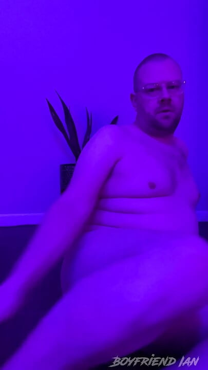 Spread Wide, Begging for It - Throwback