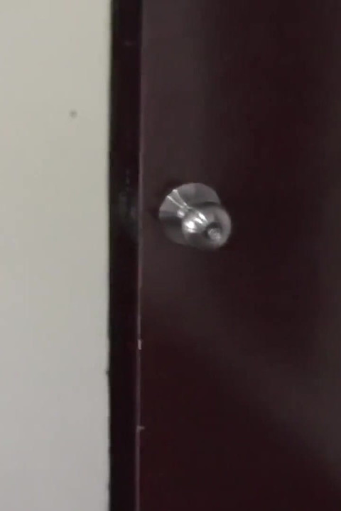 Asiansexdiary doğal pinay güzellik büyük yabancı yarağı deniyor