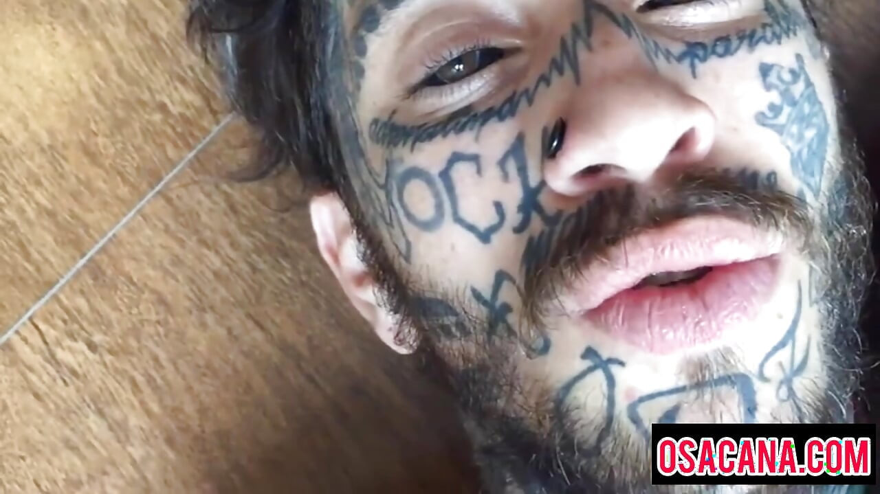 Vrući amaterski seks i velika prsata