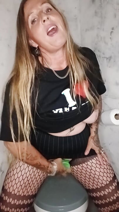 Iubesc bărbații care țipă