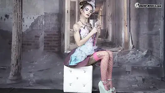 423 - Adelle Unicorn